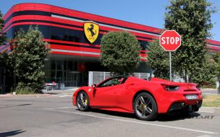 test drive Ferrari 488 Spider