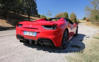 test drive Ferrari 488 Spider