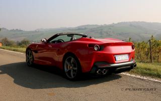 test drive Ferrari Portofino