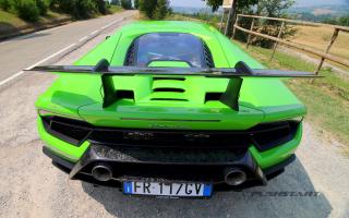 test drive Lamborghini Huracan Performante