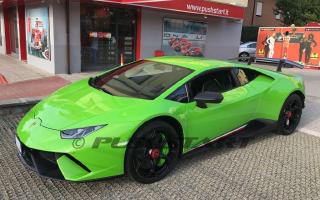 test drive Lamborghini Huracan Performante