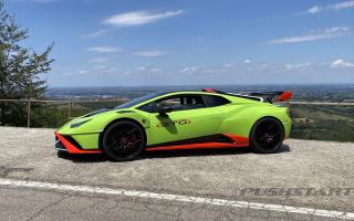 test drive Lamborghini Huracan STO