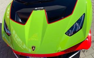 test drive Lamborghini Huracan STO