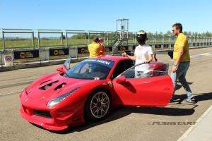 5 Voltas de pista de corrida somente